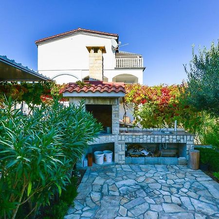 Apartments Gogoljak Вир Екстериор снимка