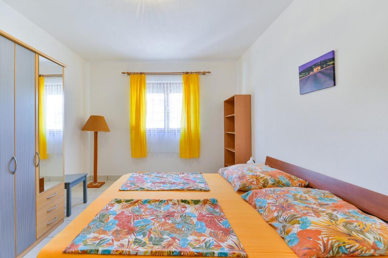 Apartments Gogoljak Вир Екстериор снимка