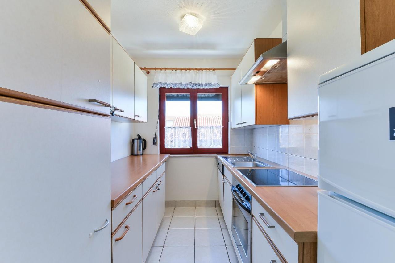 Apartments Gogoljak Вир Екстериор снимка