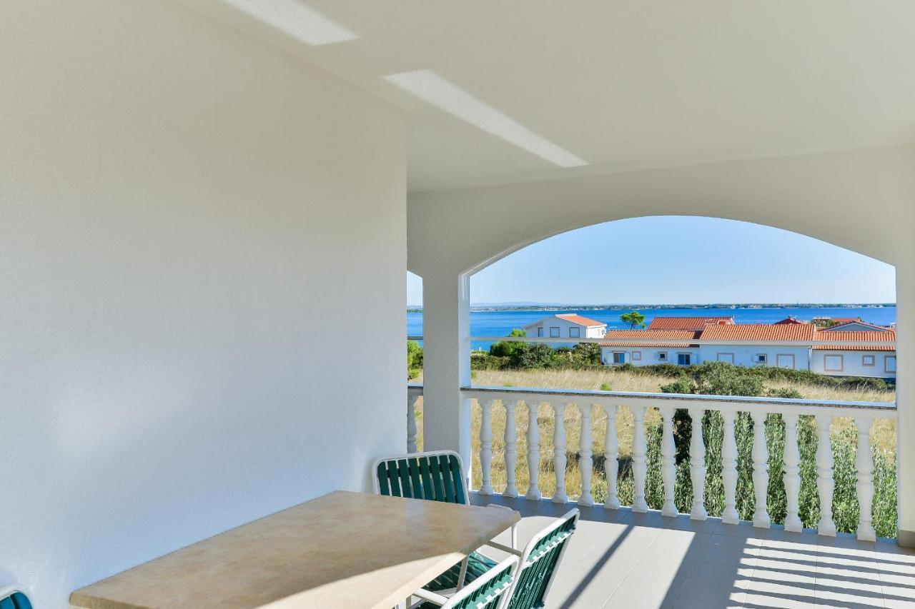 Apartments Gogoljak Вир Екстериор снимка