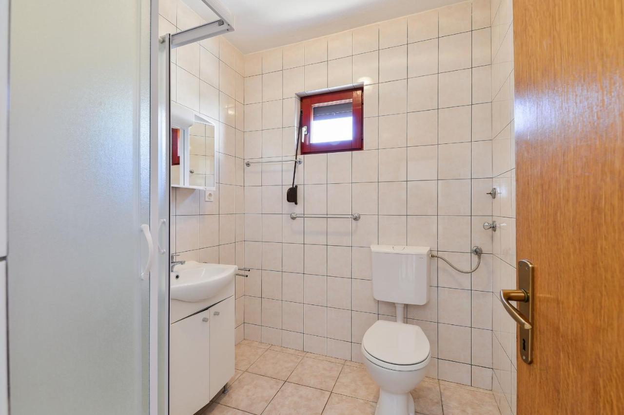 Apartments Gogoljak Вир Екстериор снимка