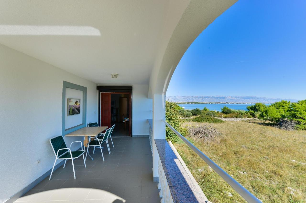 Apartments Gogoljak Вир Екстериор снимка