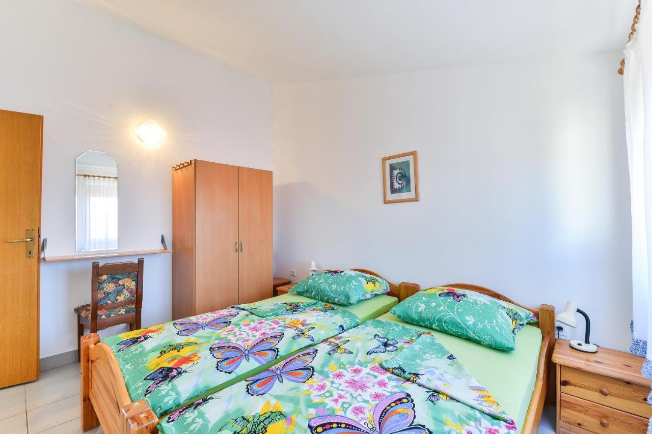 Apartments Gogoljak Вир Екстериор снимка