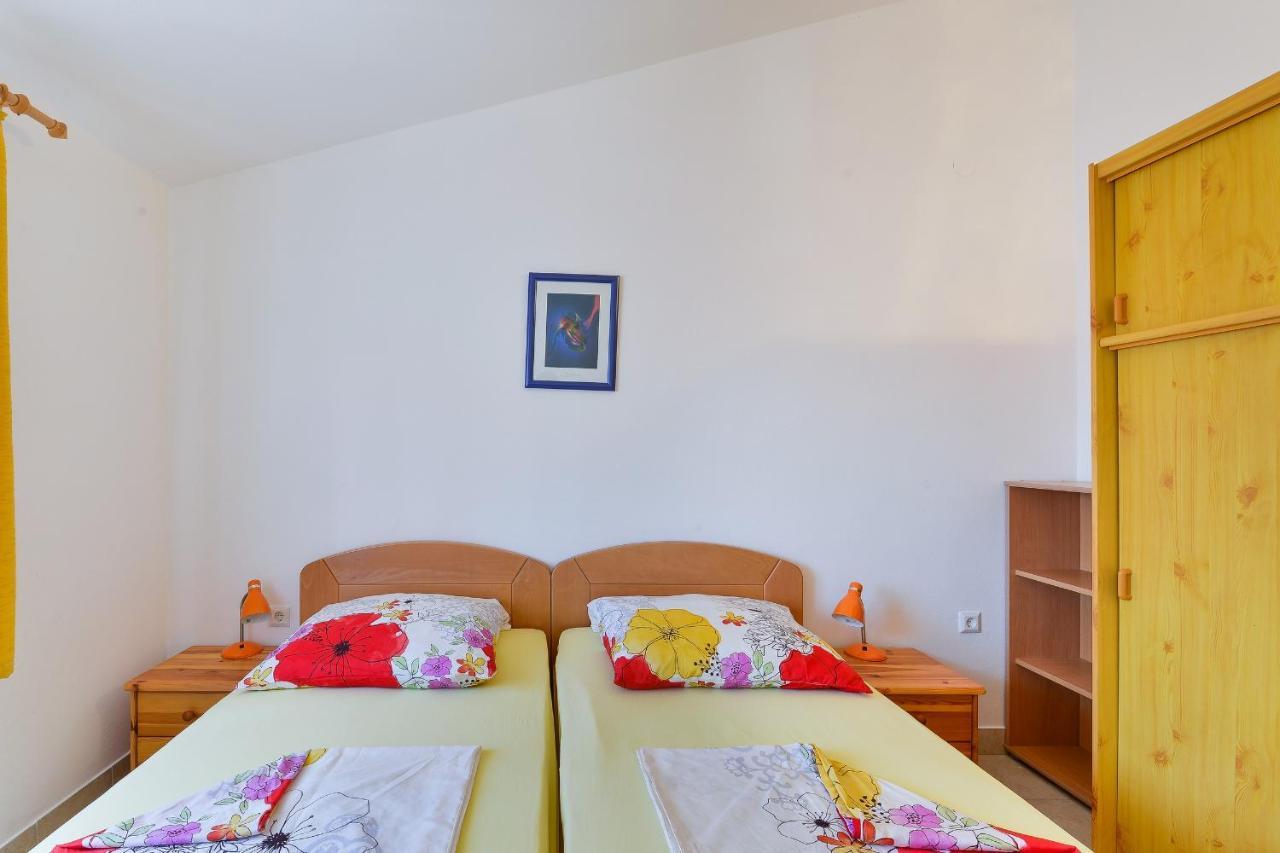 Apartments Gogoljak Вир Екстериор снимка