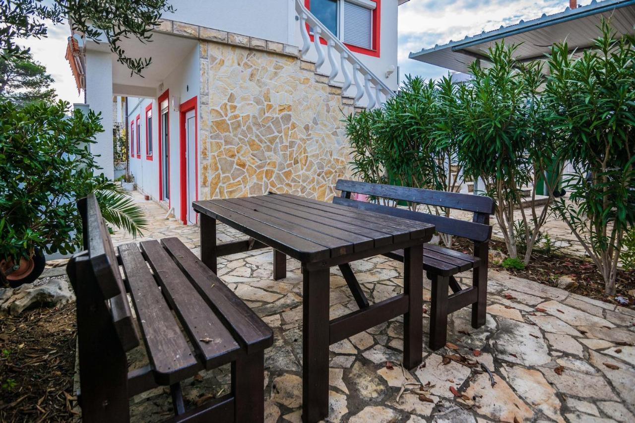 Apartments Gogoljak Вир Екстериор снимка