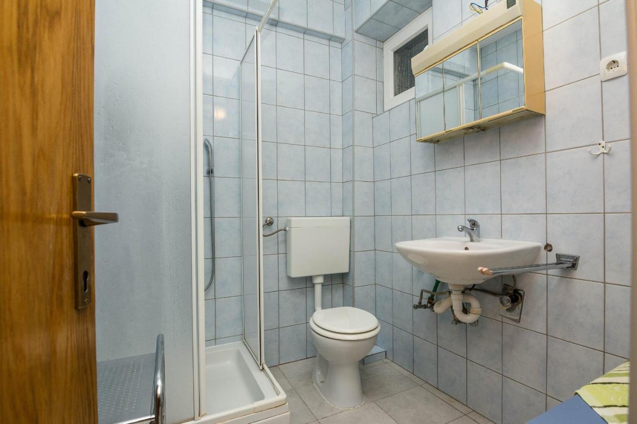 Apartments Gogoljak Вир Екстериор снимка